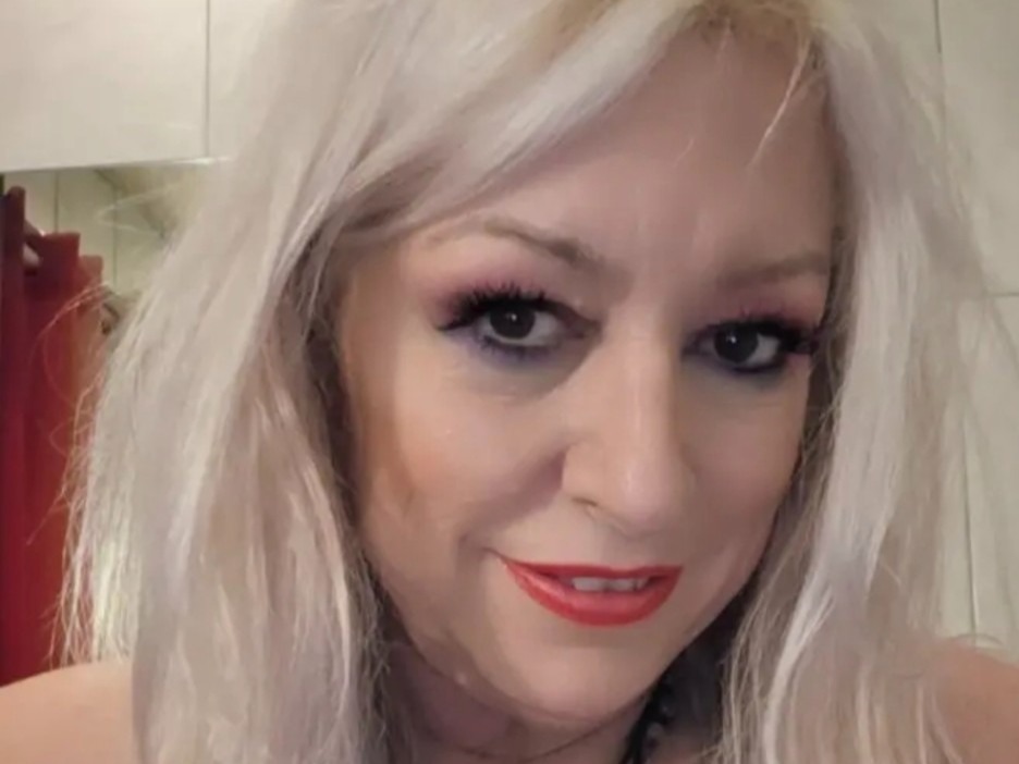 Online livesex met KateDDModel
