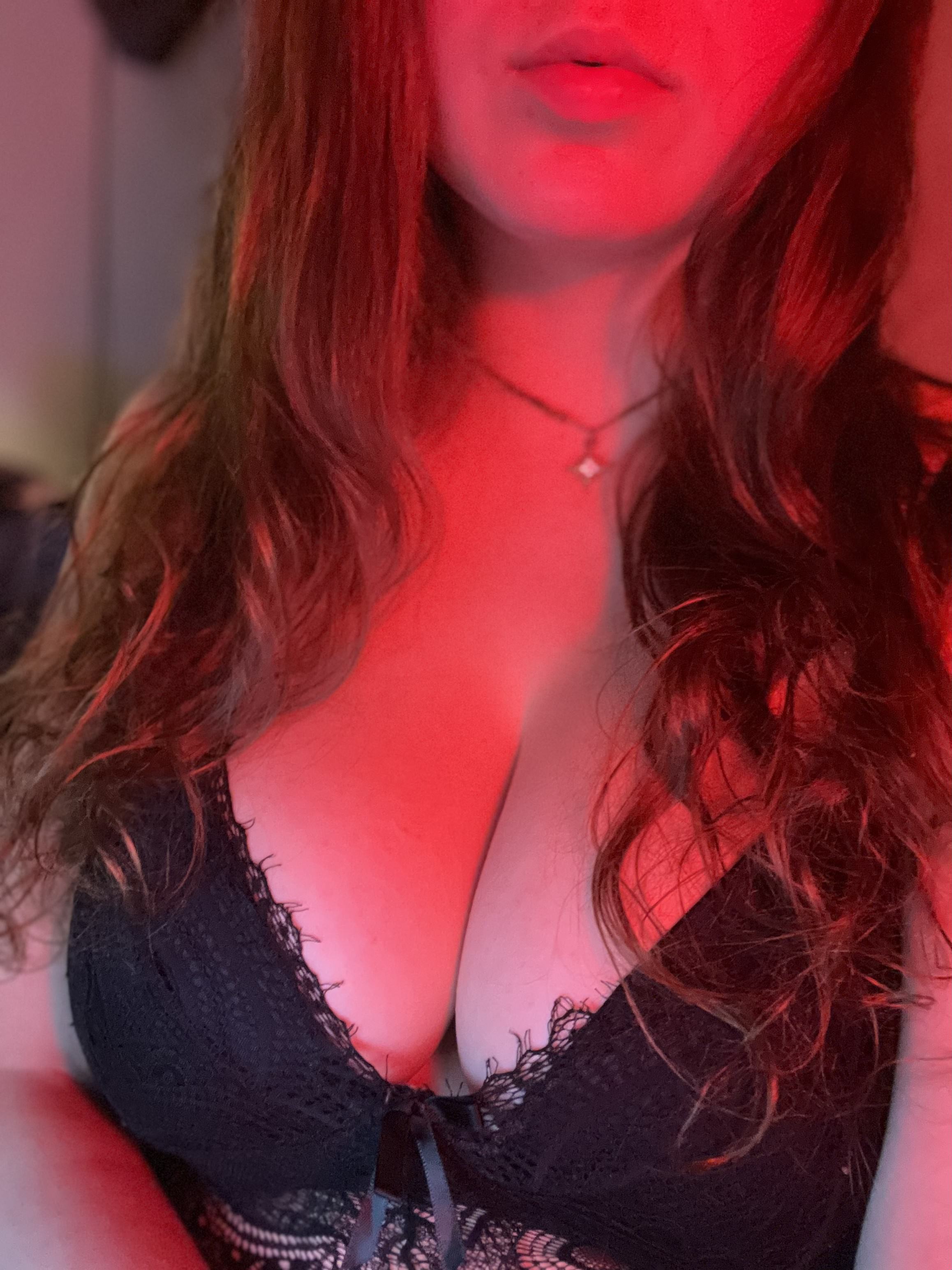 Livesex met anysha van Utrecht