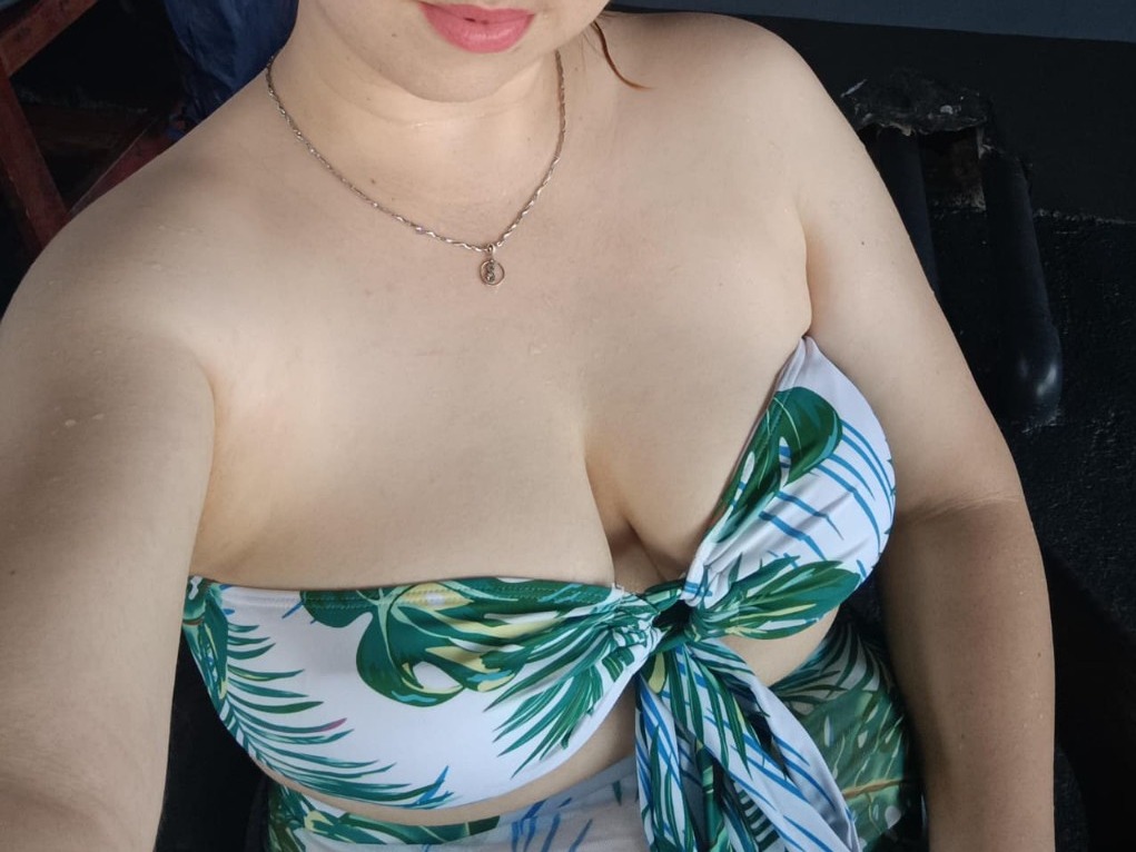 Livesex met lanasexyborste van Den Haag