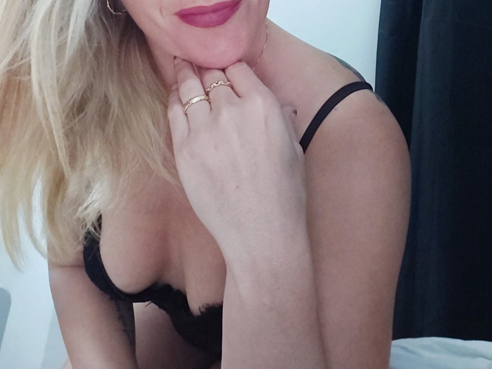 Livesex met natalialekker uit Leeuwarden